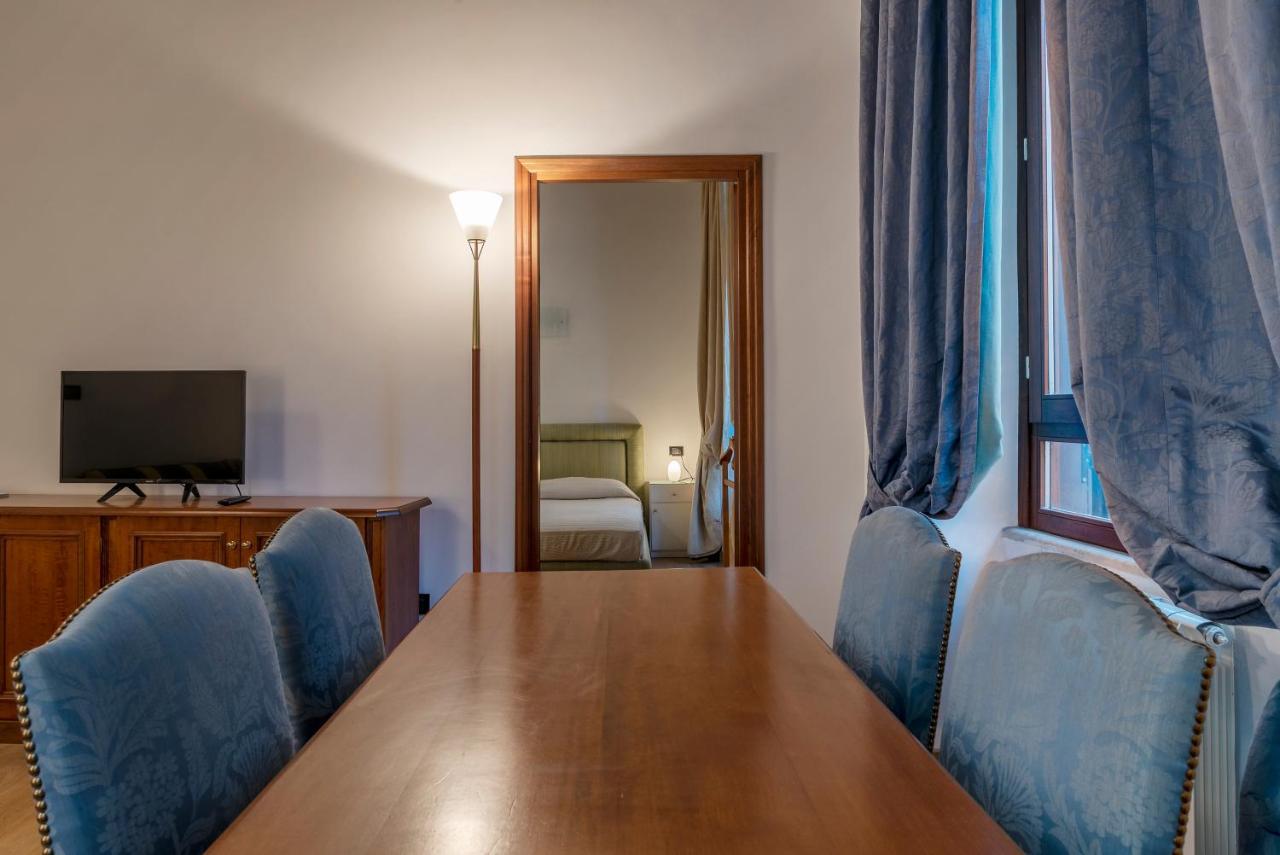Piazza Di Spagna Elegant Apartment Roma Exterior foto